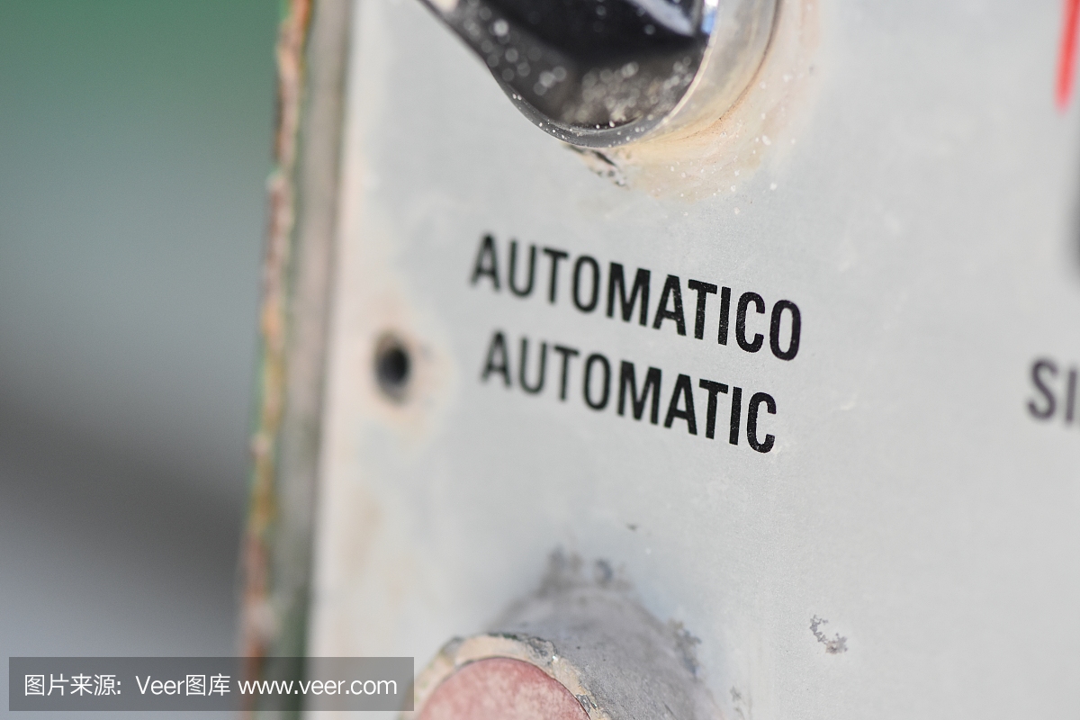 一種工業大理石切割機的操作按鈕