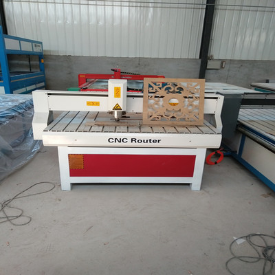 1325型數控雕刻機 標牌鏤刻木工雕刻機